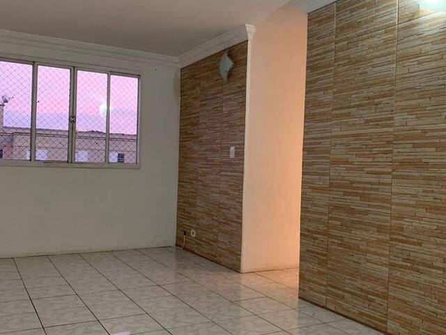 #111 - Apartamento para Venda em São Paulo - SP